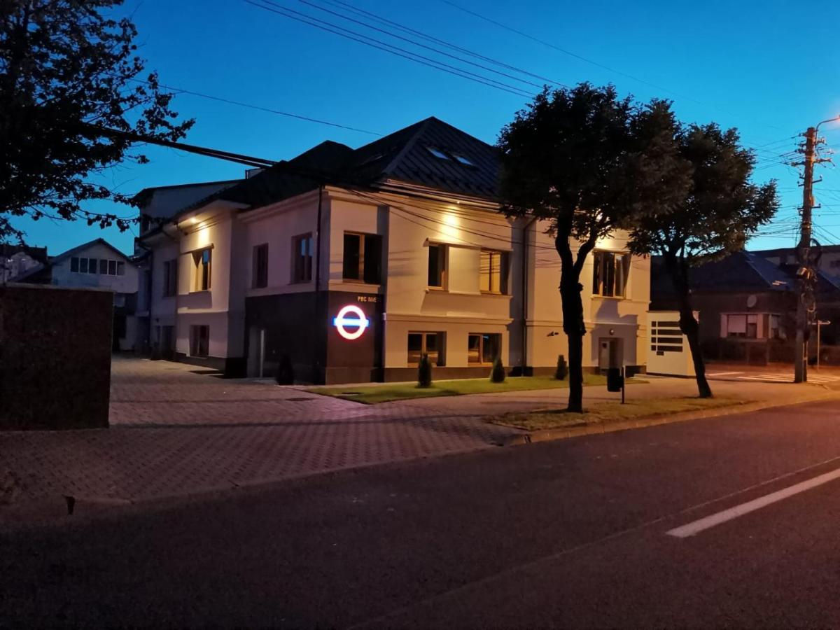 English House Бистриця Екстер'єр фото
