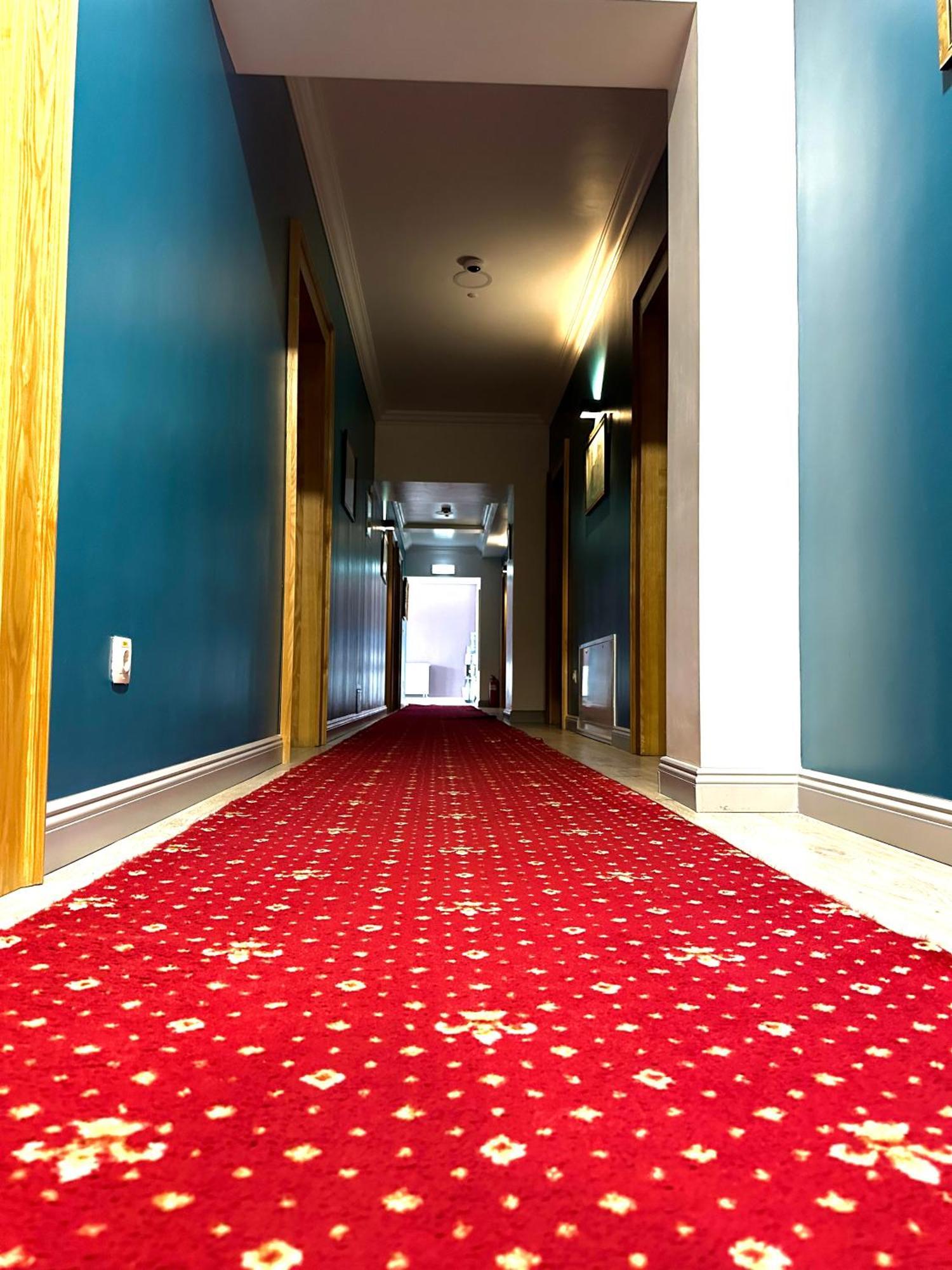 English House Бистриця Екстер'єр фото